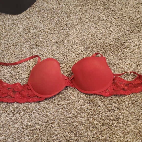 Bra - Picture 1 of 1